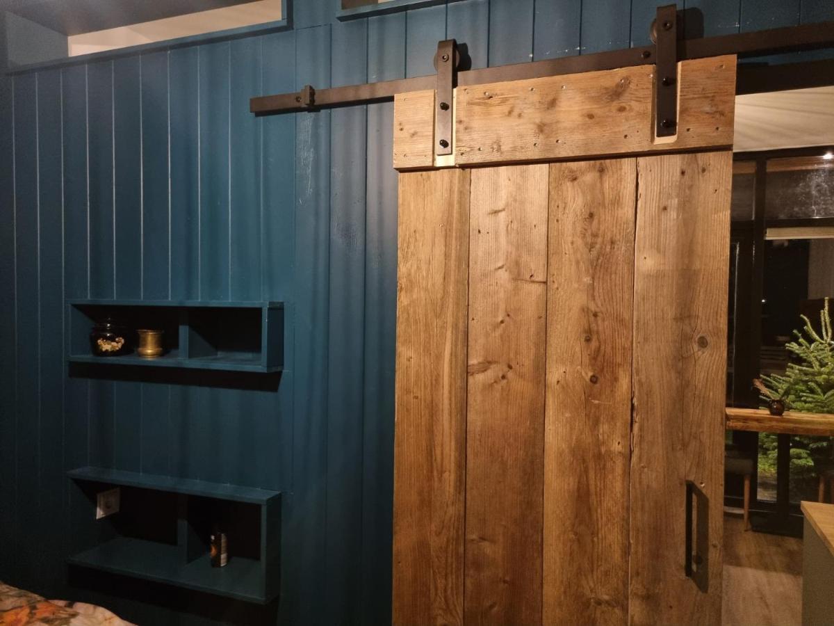 לינה וארוחת בוקר Stad aan 't Haringvliet Tiny House In De Boomgaard מראה חיצוני תמונה